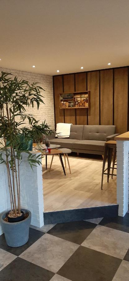 Enterrasse 4 Etoiles Apartamento Dinan Exterior foto