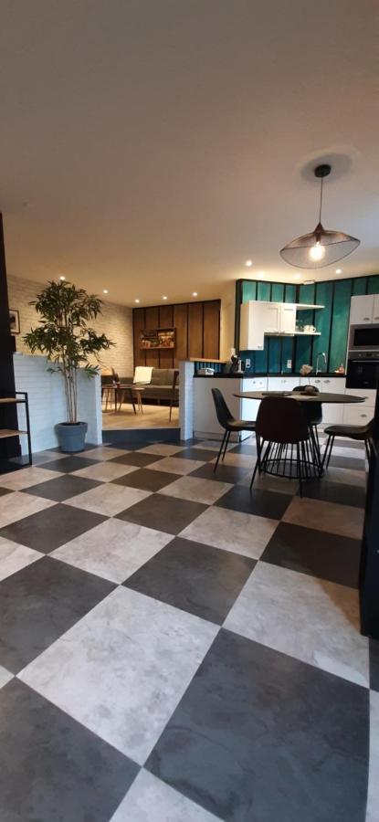 Enterrasse 4 Etoiles Apartamento Dinan Exterior foto